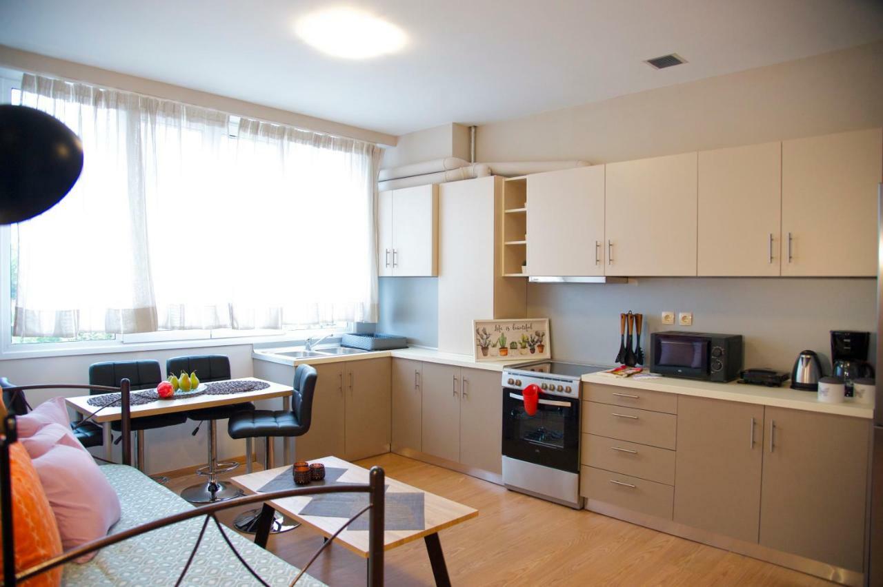 Stylish And Elegant Apts Apartment Athens Exterior photo