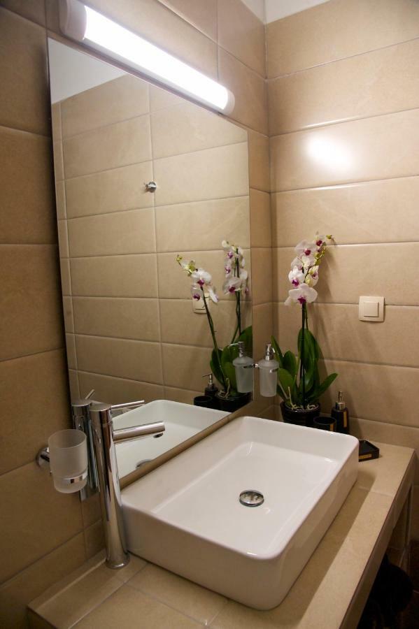 Stylish And Elegant Apts Apartment Athens Exterior photo
