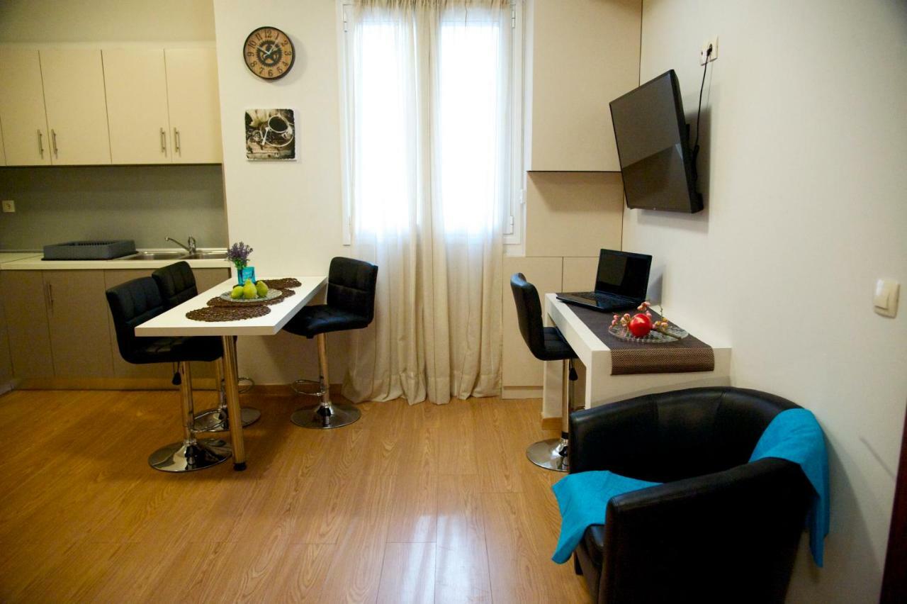 Stylish And Elegant Apts Apartment Athens Exterior photo